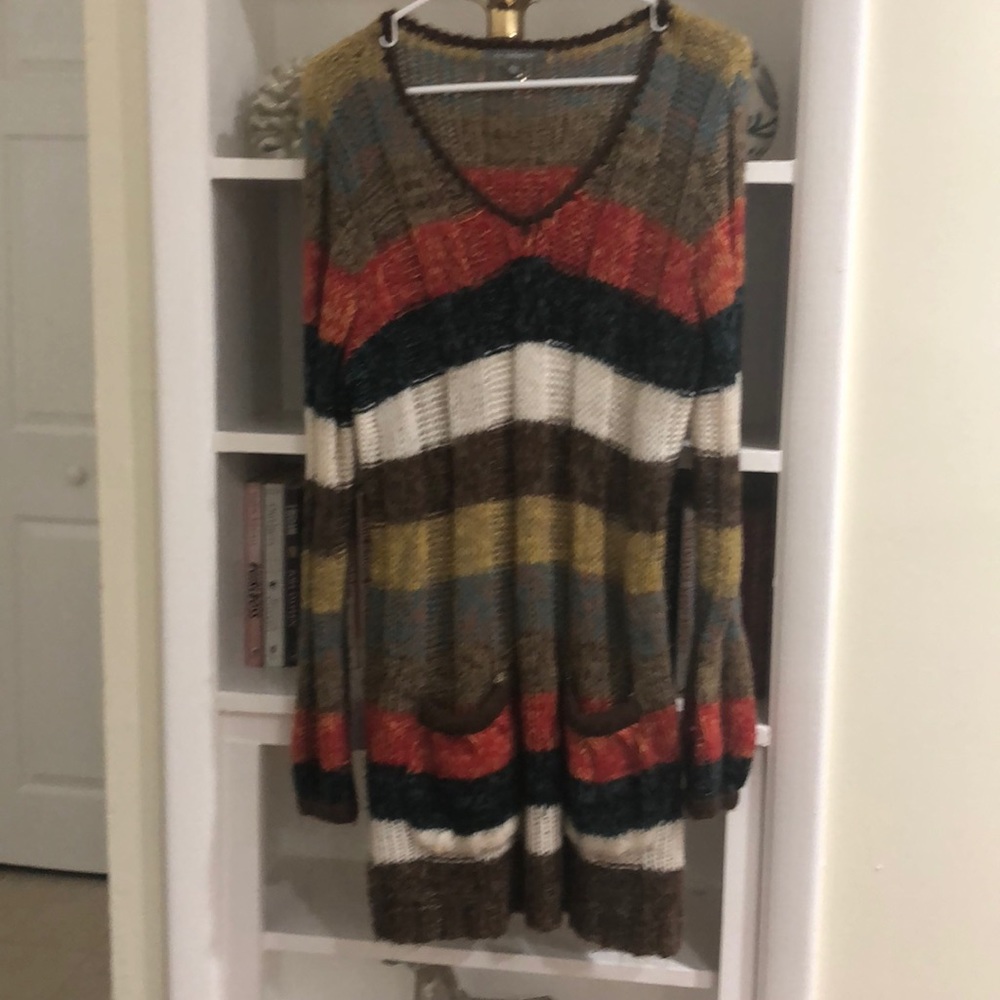 Fitted sweater